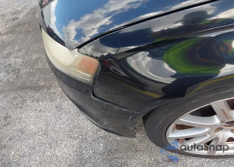 2011 Audi A4 2.0T Premium z USA, uszkodzony, nr VIN WAUAFAFL0BN011531